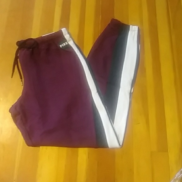 PINK Victoria's Secret Pants - 🚨SOLD🚨NIP-PINK Classic Pant Joggers
